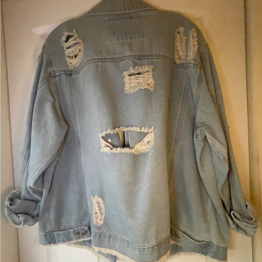 Ashley Vintage Charm Light Blue Distressed Denim Jacket Size 1X - Picture 3 of 14